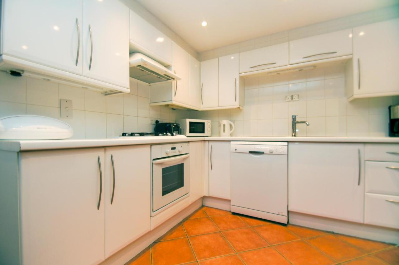 Kemp Town House - Parking - By Brighton Holiday Lets Bagian luar foto